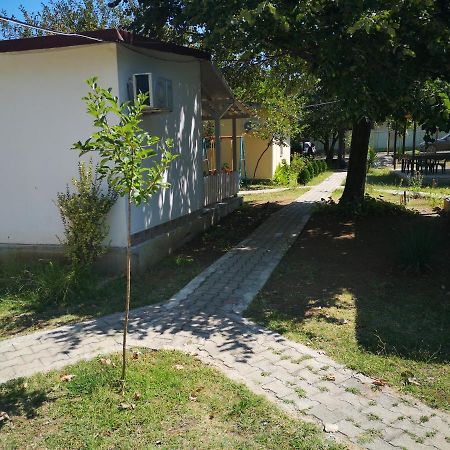 Bungalows St. Nicola Achtopol Exteriör bild