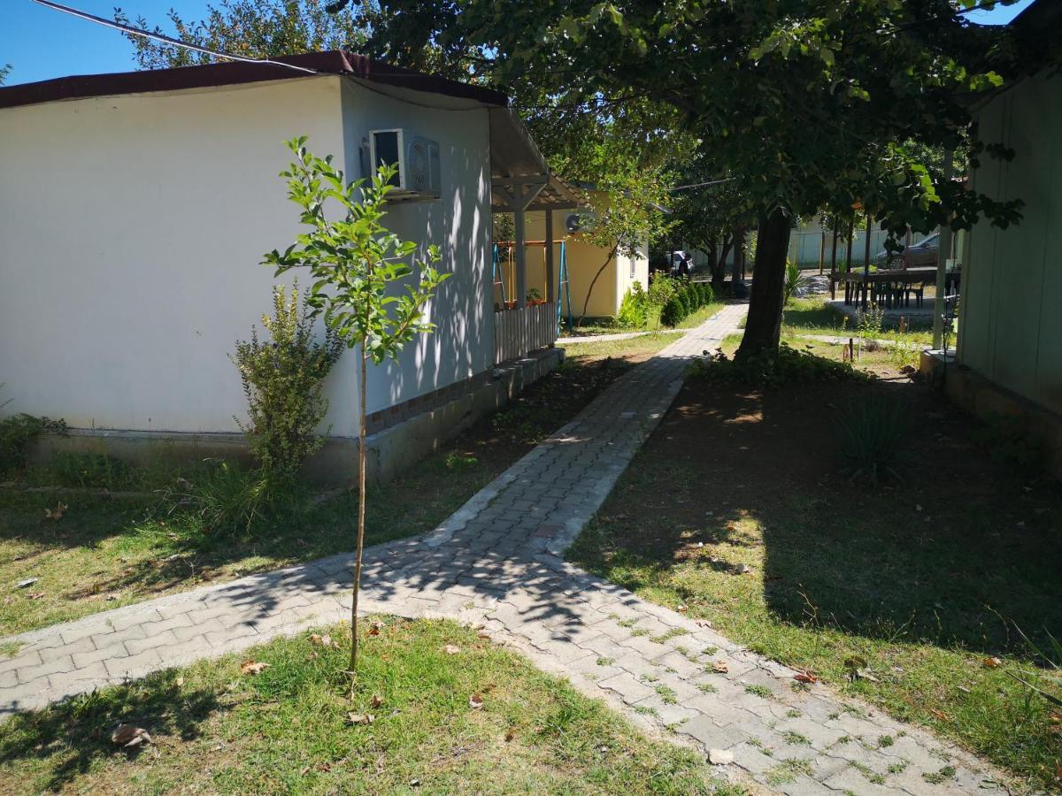 Bungalows St. Nicola Achtopol Exteriör bild